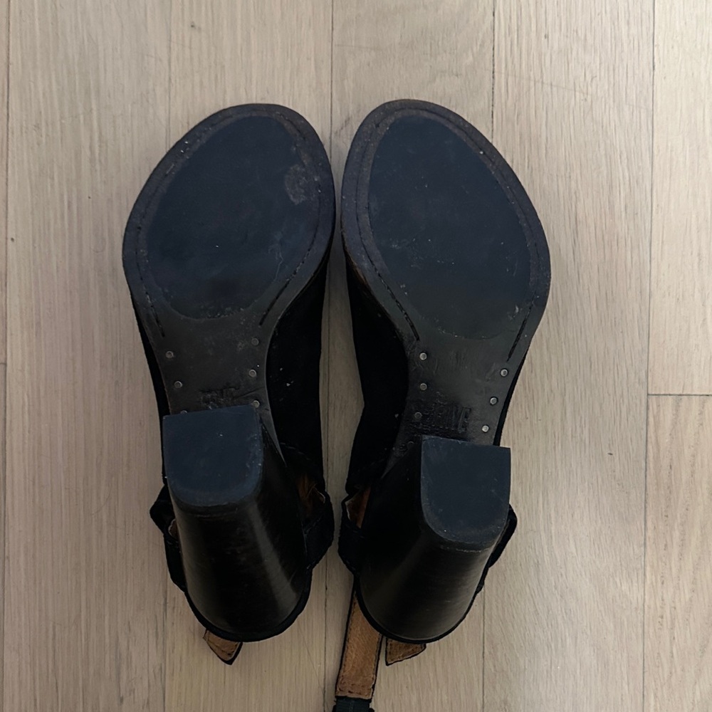 Suede Frye open toe black heels - Picture 5 of 5